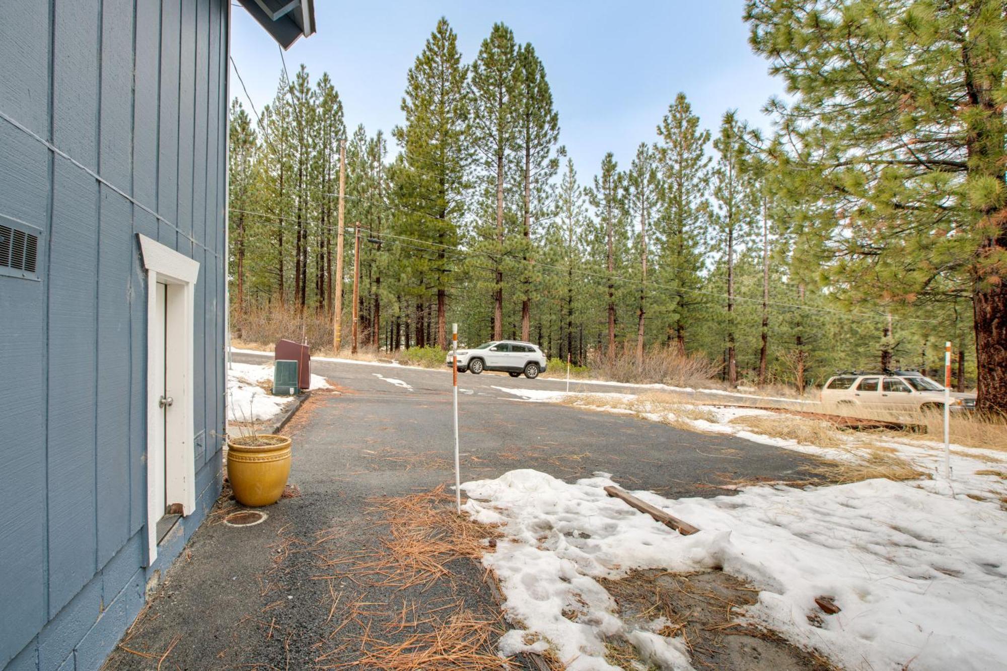 South Lake Tahoe Vacation Home With Private Hot Tub! Exterior photo